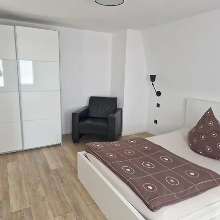 Bei Pina - Schoene Nahe Duesseldorf ゾーリンゲン