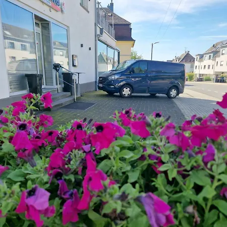 Bei Pina - Schoene Nahe Duesseldorf 아파트